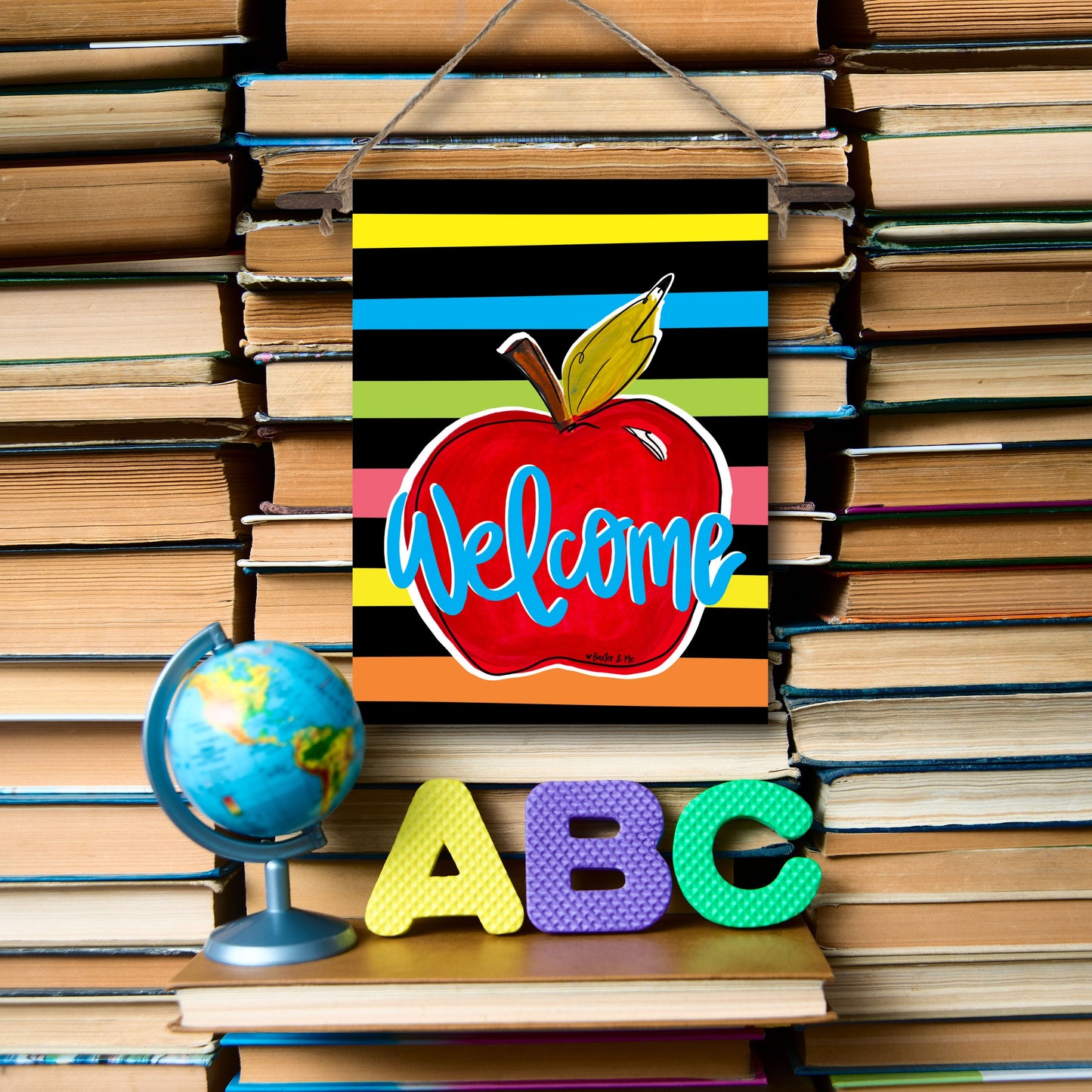 Welcome Apple Mini Wall Hanging