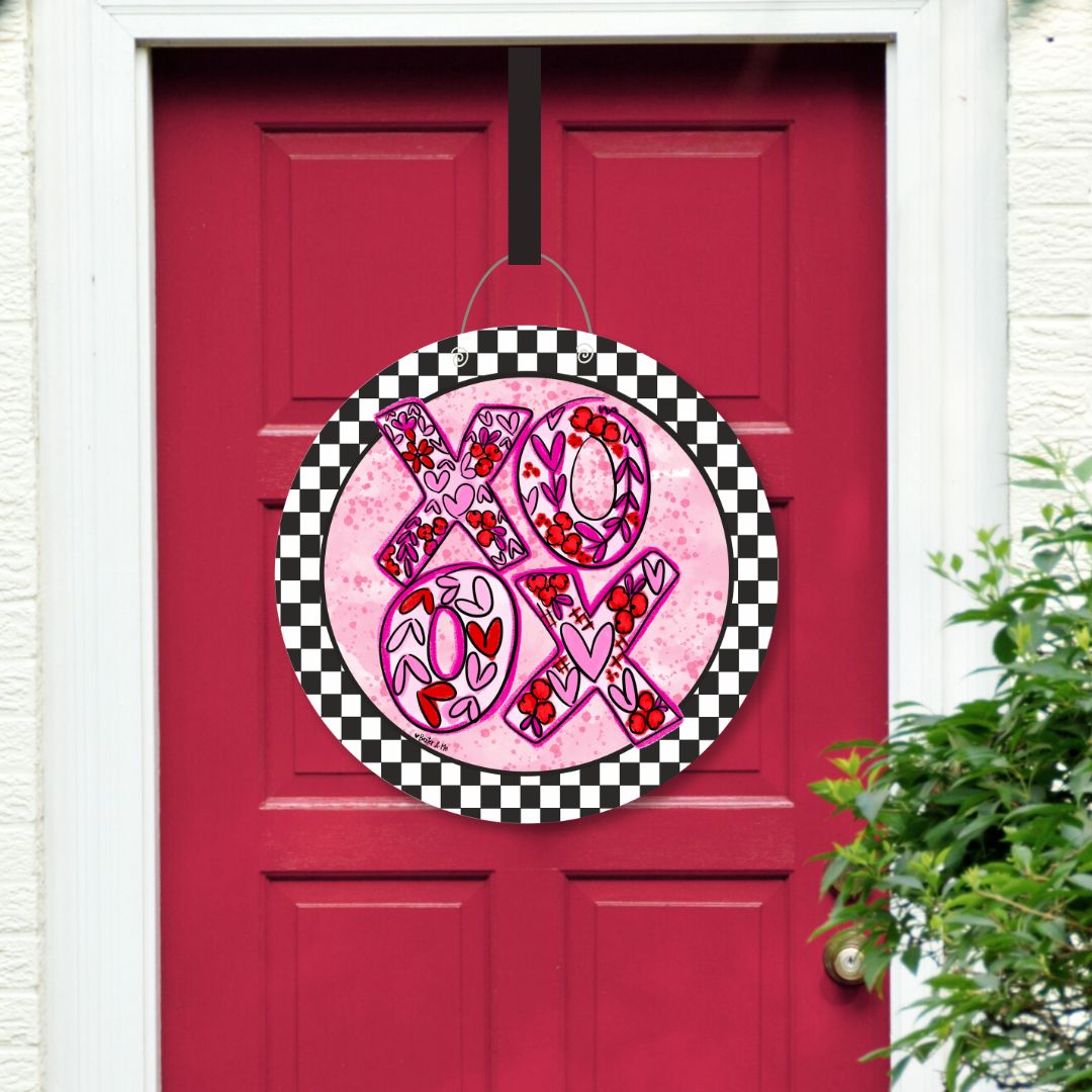 XOXO Checkered Door Hanger