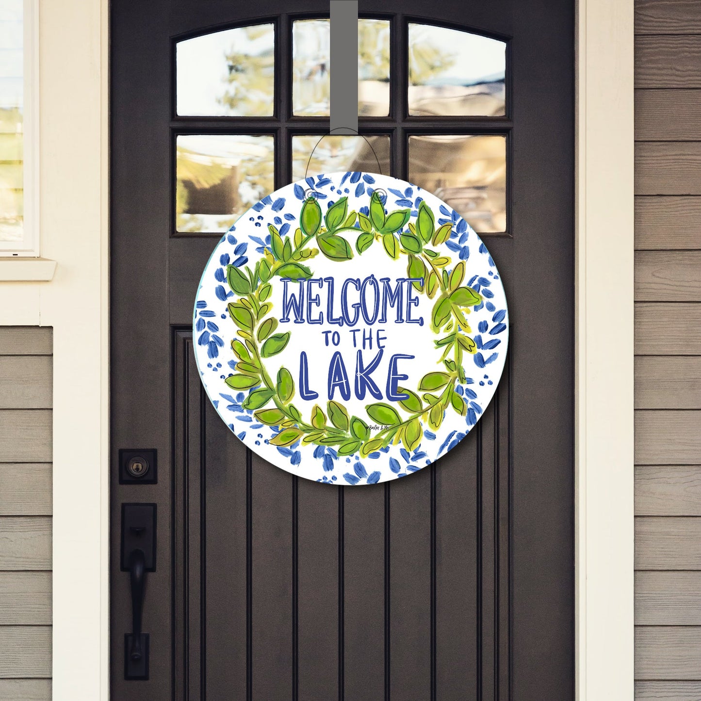 Willow Welcome to the Lake Door Hanger
