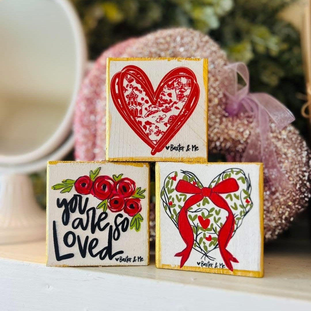 Red Toile Heart Gold Mini Block