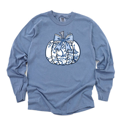 Blue Willow Lace Bow Pumpkin T-Shirt